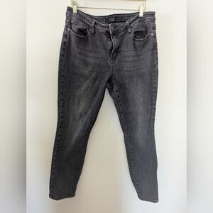 Women's Black Jeans